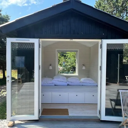 Holiday home With Hot Tub In Sjaellands Odde